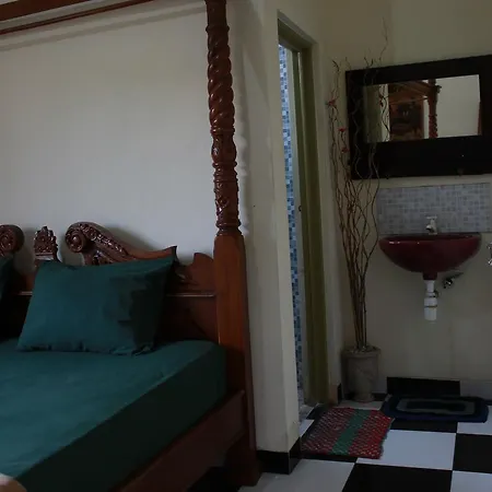 La Javanaise Home Stay Malioboro Yogyakarta Exterior photo