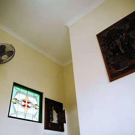 La Javanaise Home Stay Malioboro Yogyakarta Exterior photo