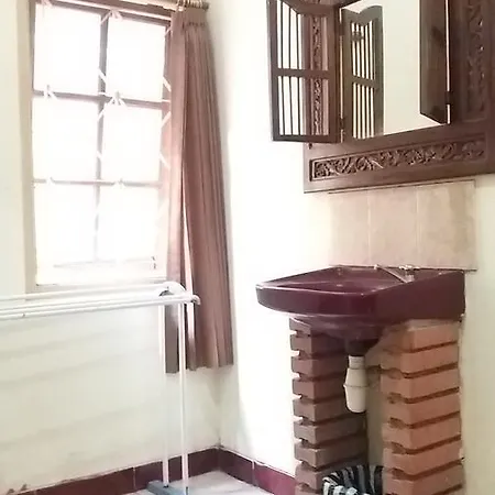 La Javanaise Home Stay Malioboro Yogyakarta Exterior photo